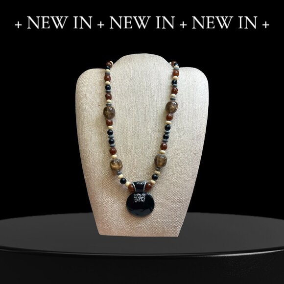 Black and brown beaded necklace - Picture 1 of 1